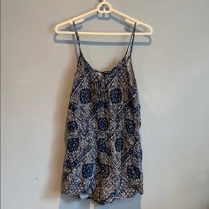 boutique paisley blue romper 💙🤍